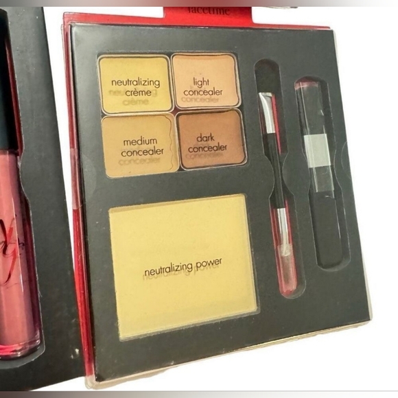 ybf Real Time Tutorial… Makeup Tutorial Kit 67 pcs Keepsake Box NEW - Picture 5 of 10